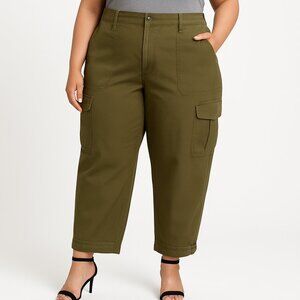 Jessica Simpson Women’s Cargo Capri Pants Olive Green Size 22WS NWT